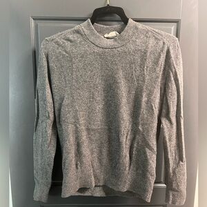 Everlane Charcoal Cashmere Sweater / Size Medium
